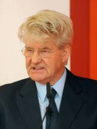 Bild: Professor Alexander Deichsel wird Wissenschaftlicher Associate des Büro für Markenentwicklung.