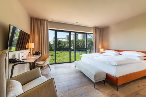 Bild: Hotel Villa Toskana: Fertigstellung „Casa Giardino” - Suiten mit freistehender Badewanne