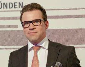 Bild: Wirtschaftsjunioren Hildesheim 2017 „Innovationsstark und ressourcen-bewusst handeln“ - Wöhle im Amt bestätigt