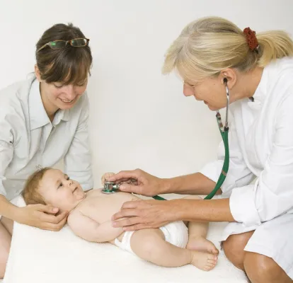 Bild: Medizin für Babys, Kleinkinder und Mütter gibt es unter der neugegründeten Marke Mammut Pharma in der Apotheke