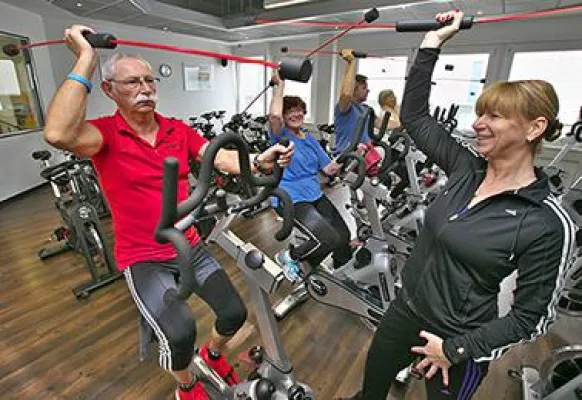 Bild: Besondere Kursangebote im Aktiv-Sportpark Moers: Effektives Ausdauertraining mit Animation