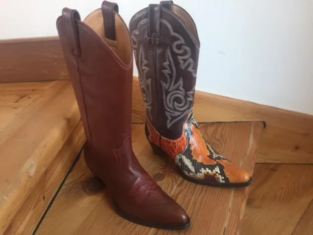 Bild: Westernstiefel passen super in den Business-Alltag, sagt Personal Shopper Sonja Grau