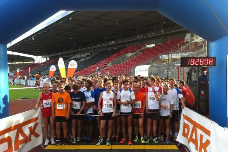 5. DAK Firmenlauf Braunschweig: Netzwerkparty der Rekorde Bild: 5. DAK Firmenlauf Braunschweig: Netzwerkparty der Rekorde