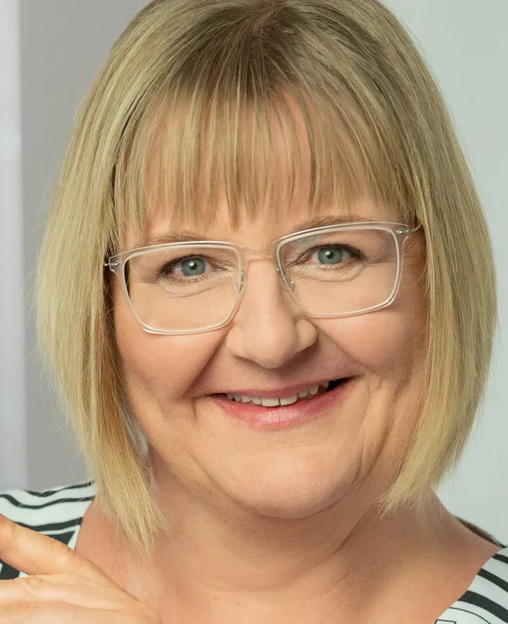 Hochwertigen Content zu allen Themen erhalten Sie von SEO-Texter Ursula Martens (© Fotoprofile Katrin Bernhard)