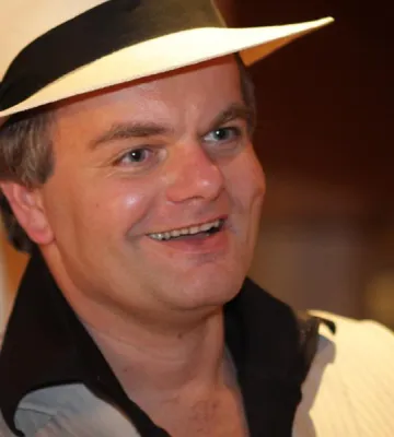 Bild: Zauberer Michael Kolb gastiert beim Hohentwielfestival 2010