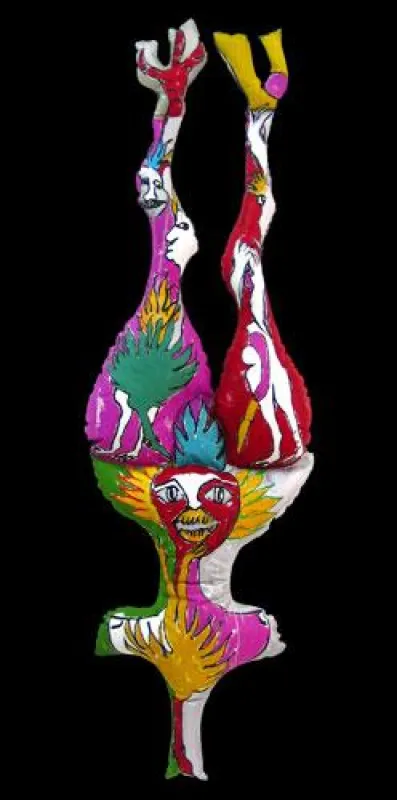 Körper der Hühnefrau. 242 x 72 x 23 cm