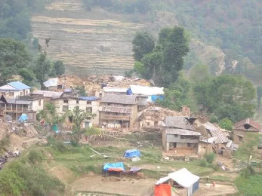 Bild: TomTec Imaging Systems GmbH und ihre Mitarbeiter spenden für Erdbebenopfer in Nepal