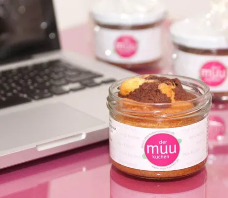 Bild: Muu Kuchen sponsort Adventskalender der Lions Clubs Würzburg