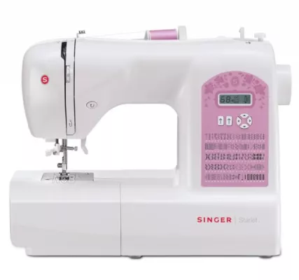 Die neue Starlet 6699 von Singer beim Nähmaschinen Center Bild: Die neue Starlet 6699 von Singer beim Nähmaschinen Center