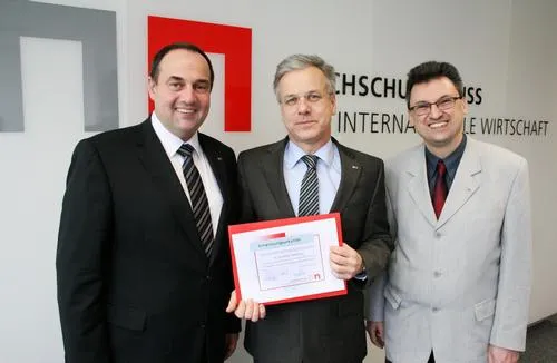Bild: Dr. J. Christian Femerling erhält Professur für Logistik