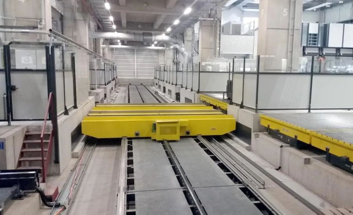 Einen  Palettenwechsler  hat  MSB Sondermaschinenbau für Mercedes-Benz entwickelt