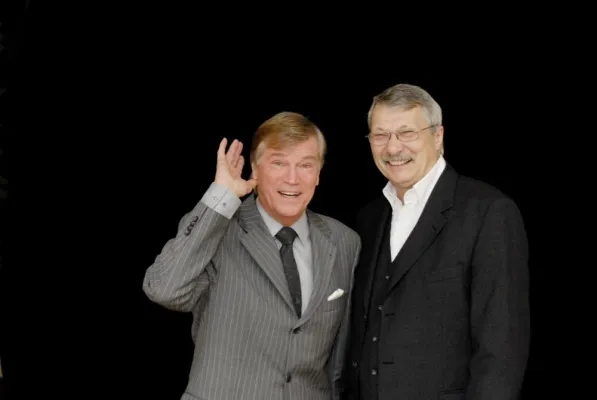 Bild: Henning Venske & Jochen Busse "Legende trifft Urgestein"