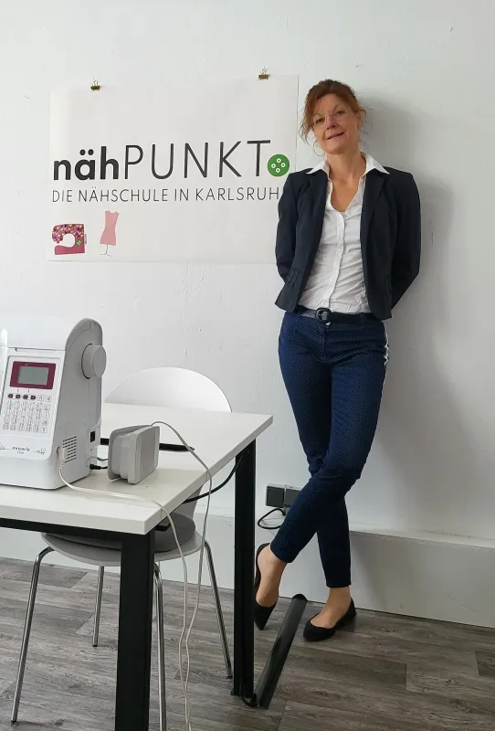 Melanie Hinckel von der KARLSRUHER NÄHSCHULE nähPUNKT ALS „BUSINESS INNOVATOR“ AUSGEZEICHNET (© Melanie Hinckel, nähPUNKT)