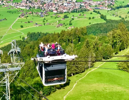 Bild: Abenteuerreise Schweiz: Stanserhorn – Weltneuheit Cabrio Erlebnis
