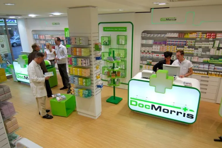 Bild: Erste neu gebaute DocMorris-Apotheke in Deutschland / Heute Eröffnung in Köln
