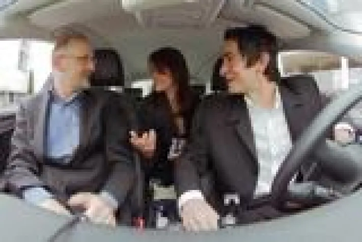 Bild: Hohe Spritpreise: 600 Euro sparen mit Fahrgemeinschaften