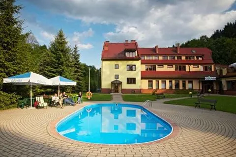 Bild: Wer ein Hotel buchen und sich gründlich erholen will, wird in Jugowice fündig