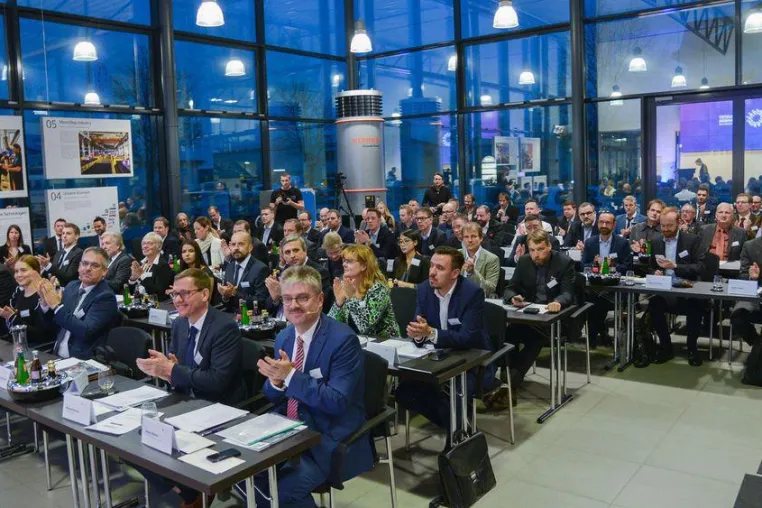 Bild: Fachkongress Fertigung 4.0: Einzigartige Lösungen vorgestellt