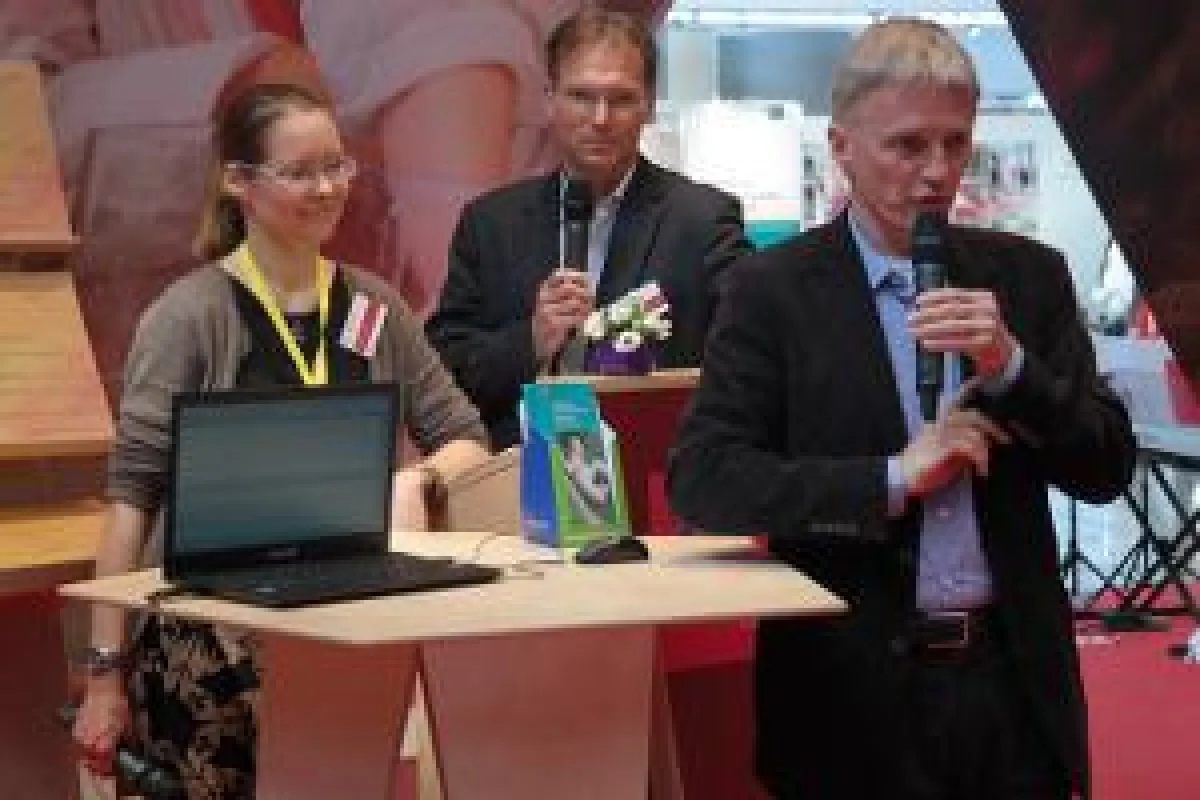 Demonstration HRV_Celia Schönstedt_Dr. Jan Vagedes_Prof. Dr. Christoph Hueck