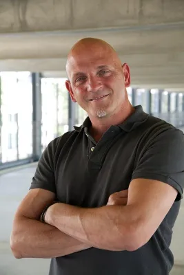 Bild: „Park und Shuttle“ – Neuer Transfer-Service erleichtert die Anreise zum Flughafen Köln-Bonn