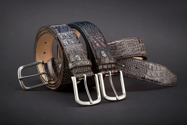 Bild: Wie man beim Kauf eines Ledergürtels echte Qualität erkennt