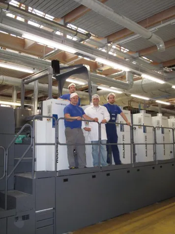 Total in(line): MAN Roland 708 PLV Bild: Total in(line): MAN Roland 708 PLV