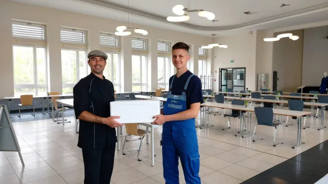 "Lunch on wheels”: Aramark-Betrieb versorgt seine Gäste auch im Homeoffice Bild: "Lunch on wheels”: Aramark-Betrieb versorgt seine Gäste auch im Homeoffice