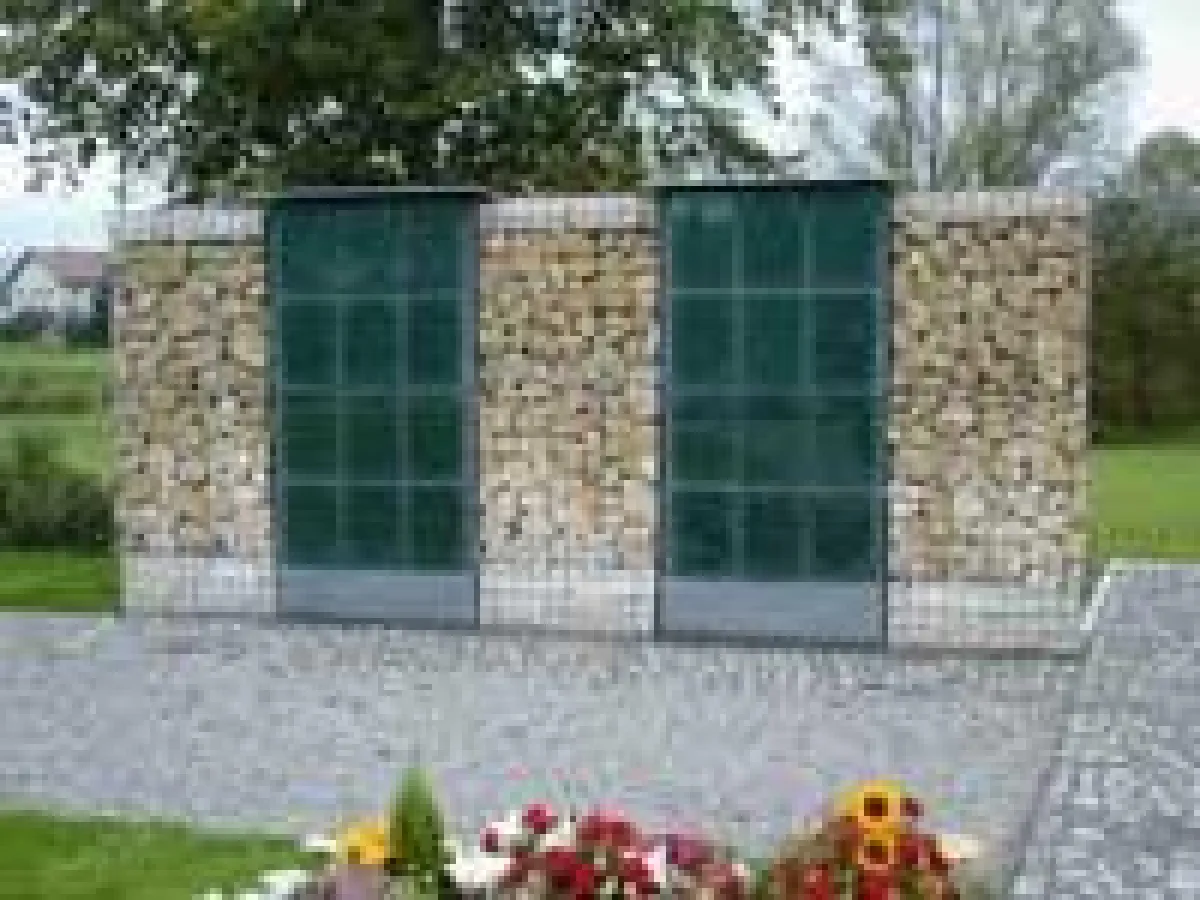 Urnenwand - RAL 502/3 zertifiziert