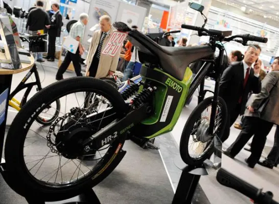 Bild: Abgang fossiler Kraftstoffe ? Clean Moves wagt Blicke über deutschen Tellerand