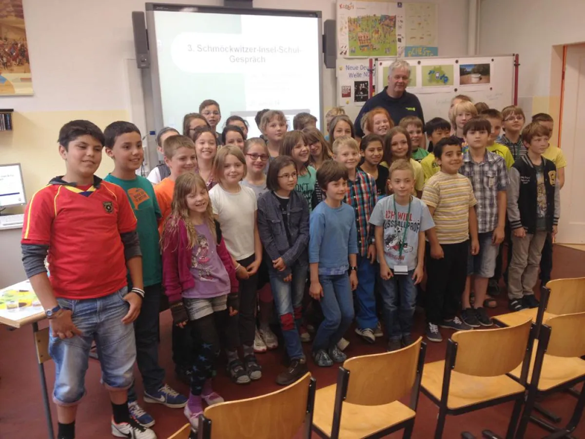 Mehr Wissen über Wasser: Insel-Schul-Gespräch mit THW-Präsident Albrecht Broemme