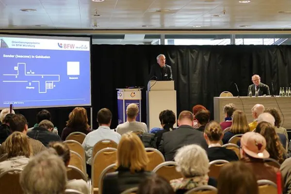 Bild: Low Vision gemeinsam gestalten: SightCity Forum bietet Vorträge und Workshops rund um das Thema Sehbehinderung