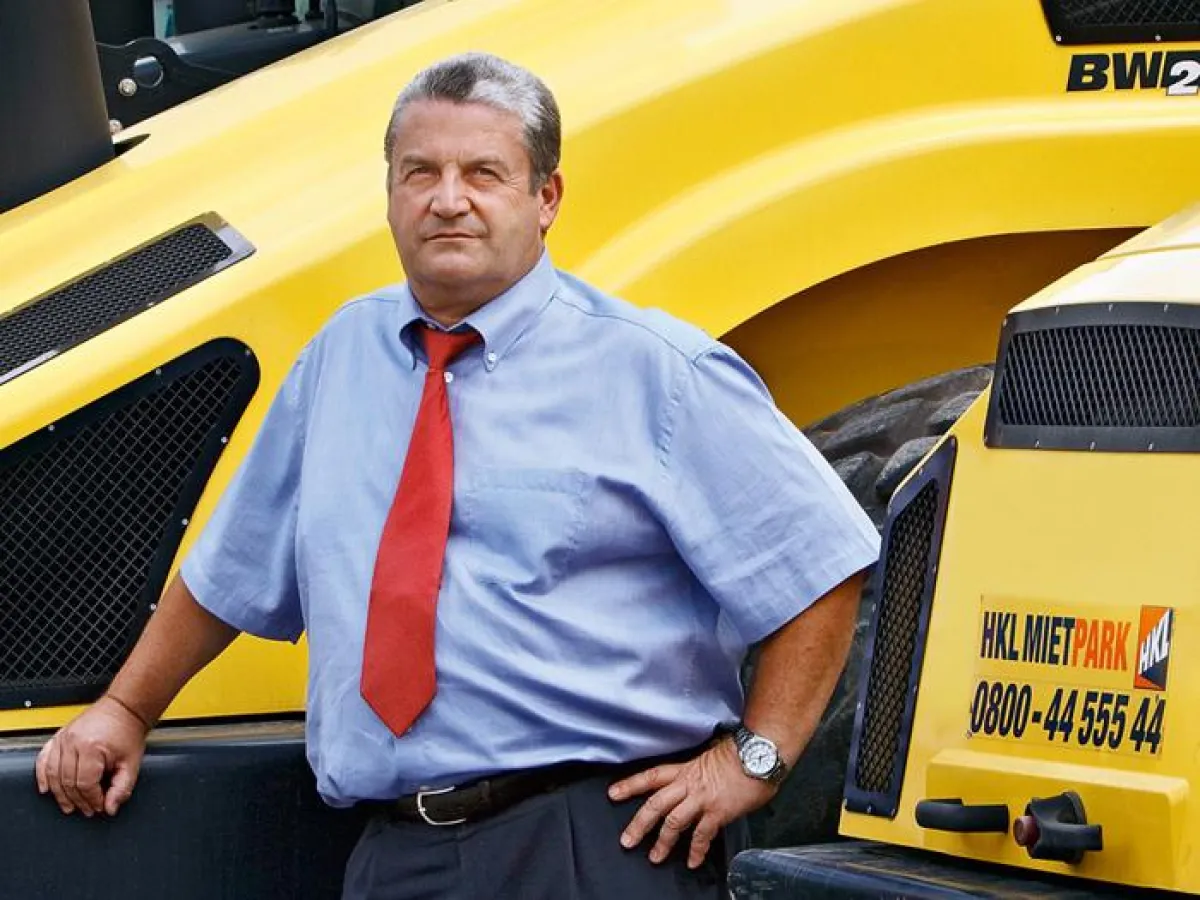 Niederlassungsleiter Reinhard Roth ist für die 21 HKL Center in NRW zuständig.