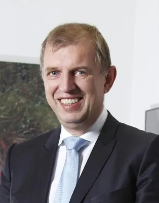 Bild: Hamburgs Dienstleister im Fokus: Software-Unternehmer Schünemann zum Handelskammer-Vizepräses wiedergewählt