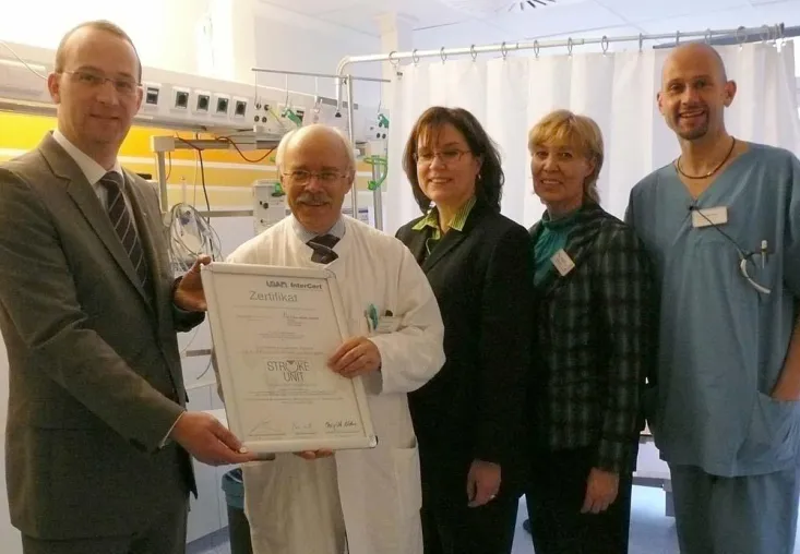 Bild: Schlaganfallzentrum Kplus: Mehr als nur ein Stück Papier