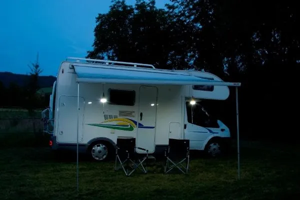 Neu in Deutschland: Sundaya-Ulitium-Solarlampen für Garten und Camping von der Phaesun GmbH Bild: Neu in Deutschland: Sundaya-Ulitium-Solarlampen für Garten und Camping von der Phaesun GmbH