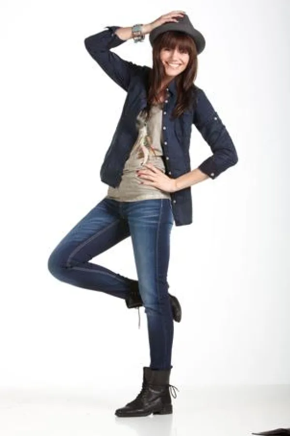 BLUE FIRE Jeans setzt für den nächsten Winter auf Dark Denim.