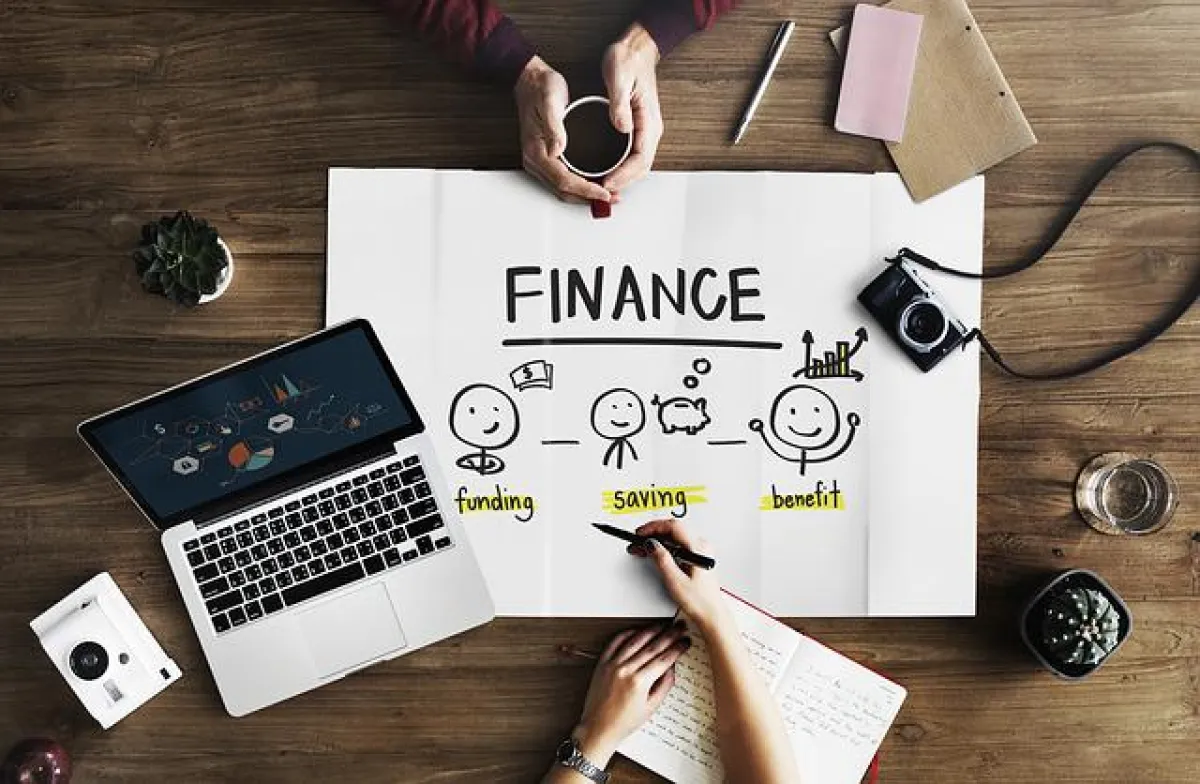 Währungsrisiken minimieren durch ForexFix.de - Hedging und Auslandsüberweisungen günstig