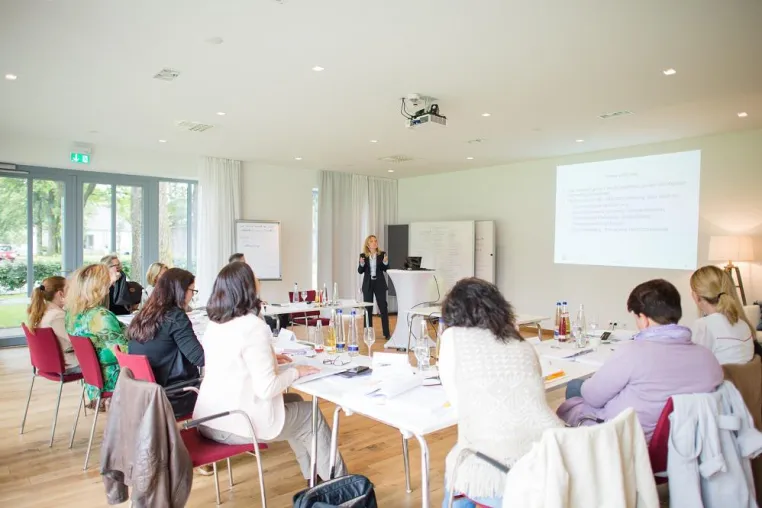Bild: Dienstleistungen & Ausbildung: Immobilienkauf und -verkauf werden zum Qualitätserlebnis
