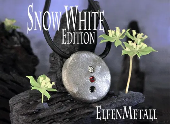 Bild: Elfenmetall verzaubert mit Special Edition: Snow White-Schmuckanhänger