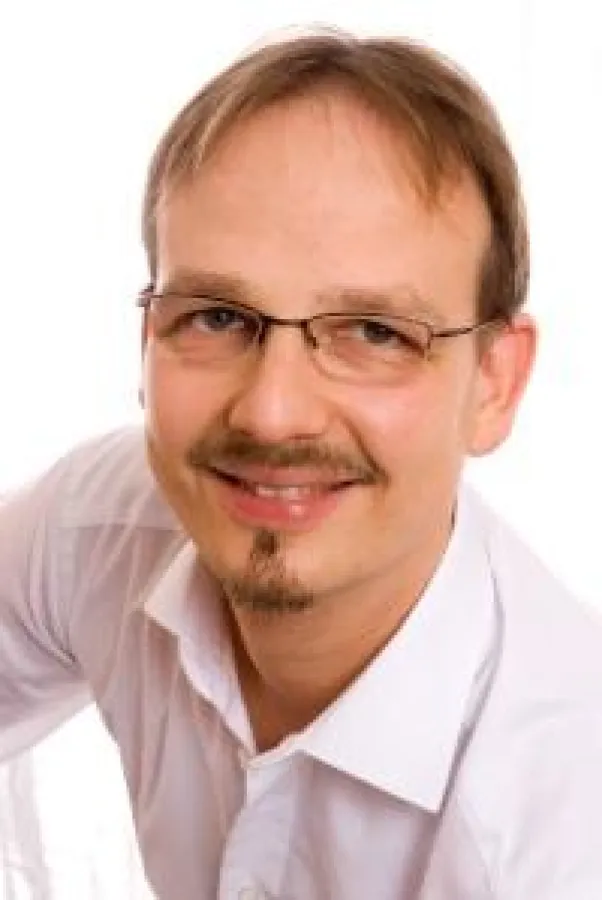 Dr. Thorsten Gurzki