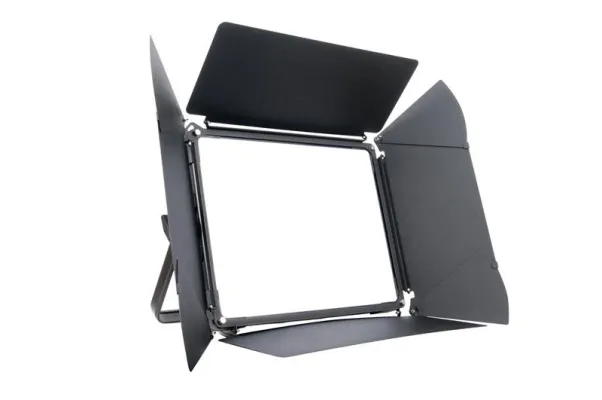 Bild: ELATION TVL Panel DW und TVL Softlight DW