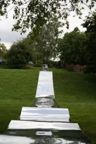 Kulturstiftung des Rhein Neckar Kreises eröffnet Skulpturenpark - Kunst bahnt sich den Weg Bild: Kulturstiftung des Rhein Neckar Kreises eröffnet Skulpturenpark - Kunst bahnt sich den Weg