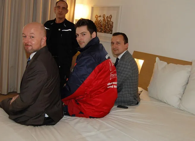 Bild: Novotel Nürnberg spendet 117 komplette Betten an das BRK