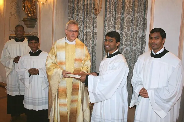 Bild: Beauftragung zum kirchlichen Dienst am Christkönigssonntag