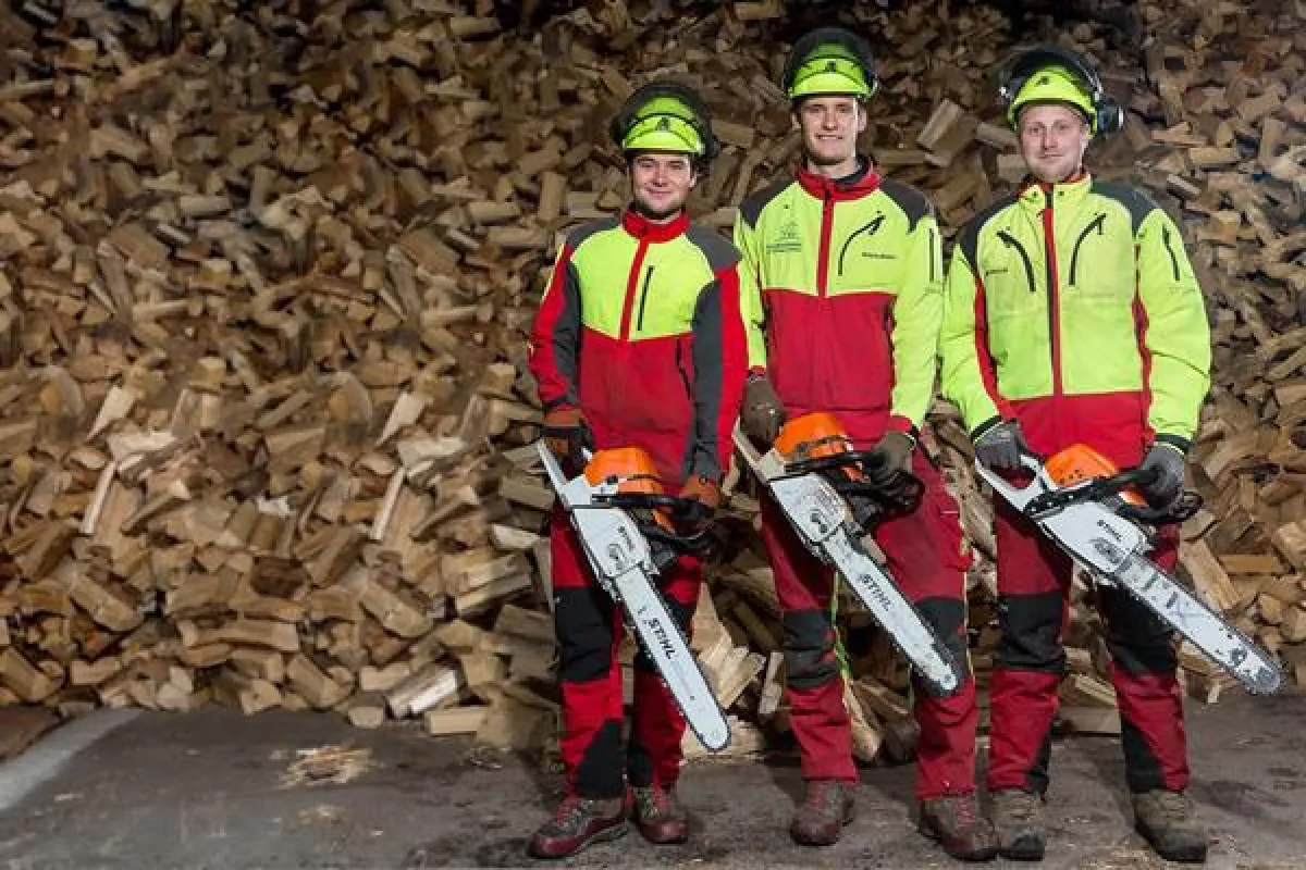 (v. li.) Philip Staiber, Moritz Wingartz und Frank Mussek stellten sich dem Landes-Wettbewerb.