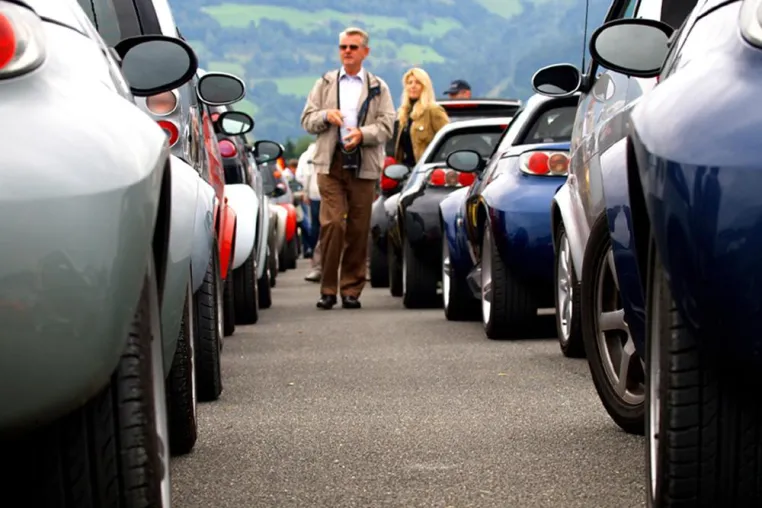 Bild: smart times: Vom 24. bis 26. August wird in Zell am See Autokult im kilometerlangen Korso zelebriert