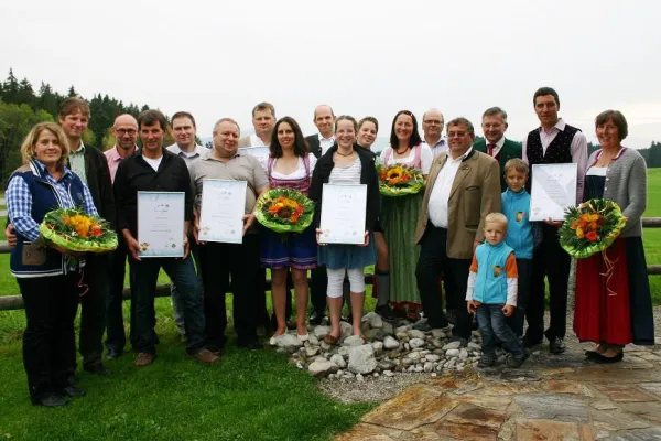 Bild: sternenfair zeichnet Milchbauern aus - Traditionelle Fütterung schont Umwelt und Tiere