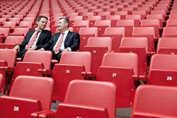 Bild: Werben um Fachkräfte für Wirtschaft und Industrie: Imagekampagne im neuen Mainzer Fußball-Stadion