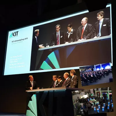 campushunter.de auf 1. Jahresempfang des KIT Karlsruhe 11.3.2010 Bild: campushunter.de auf 1. Jahresempfang des KIT Karlsruhe 11.3.2010