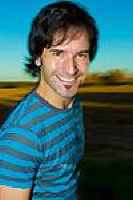 Bild: Chris Boettcher präsentiert sein neues Programm Paparazzo